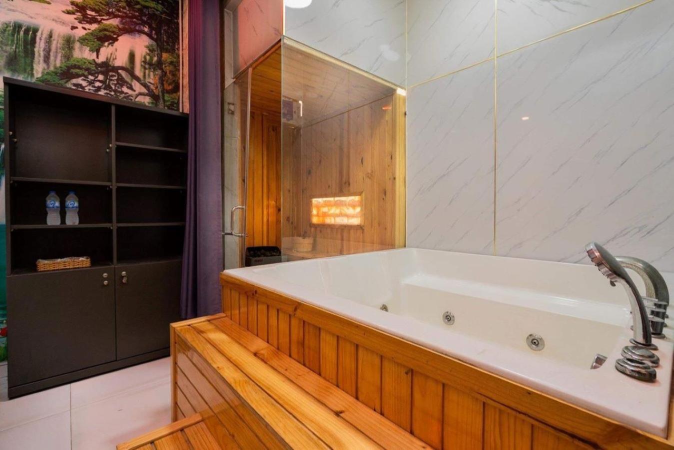 Hoa Hong Hotel Ho Chi Minh City Exterior photo